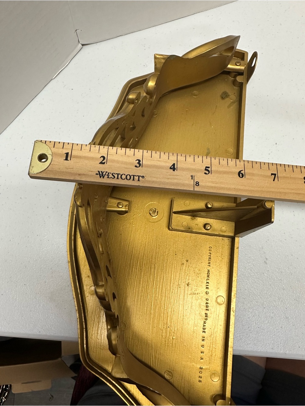 Vintage 1969 Dart Gold Floral Wall Shelf Hollywood Regency USA - Picture 7 of 9